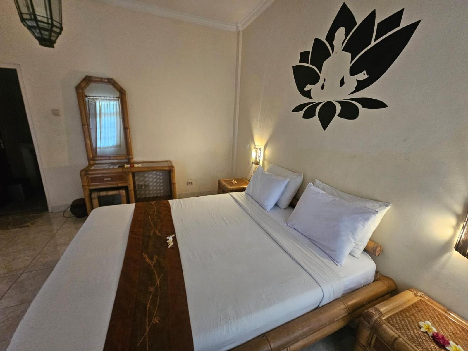 Hotel Chonos Ловина Экстерьер фото
